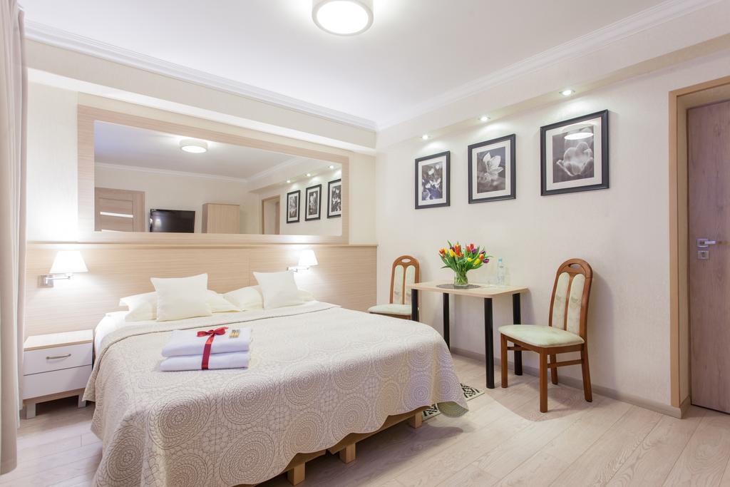 Villa Anna Gdansk - Noclegi Rooms - Free Parking Buitenkant foto