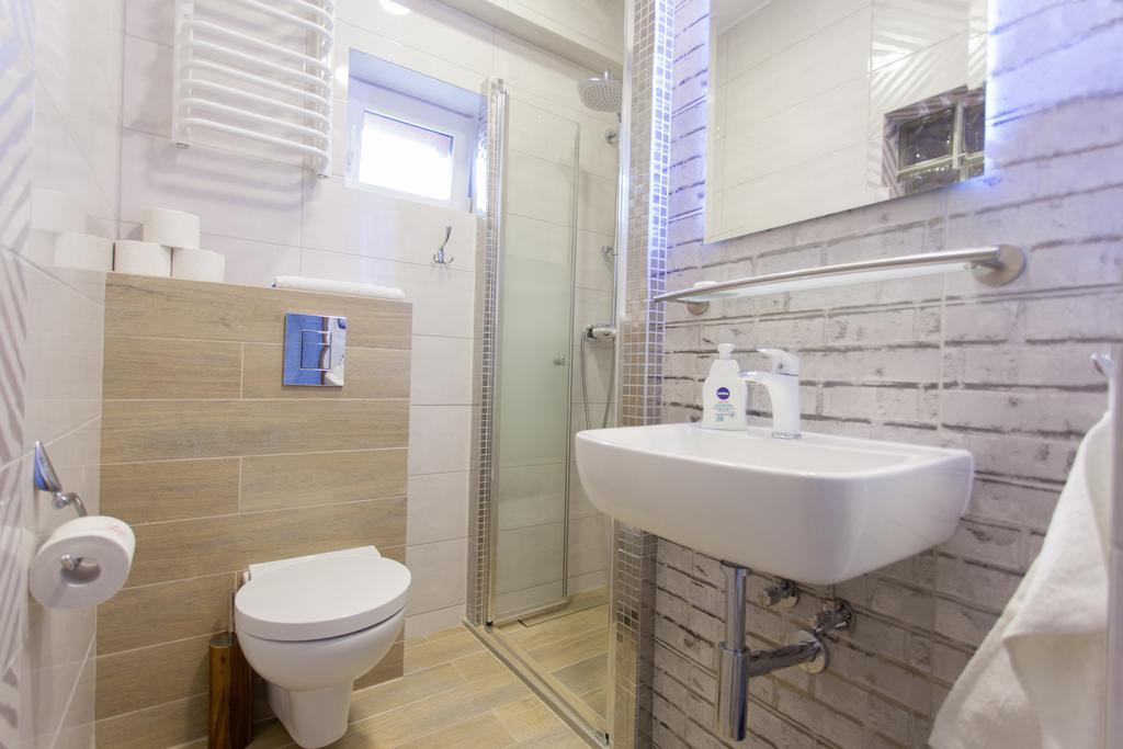 Villa Anna Gdansk - Noclegi Rooms - Free Parking Buitenkant foto